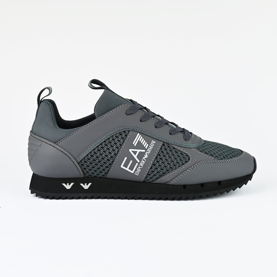 EMPORIO ARMANI 7 TRAINERS