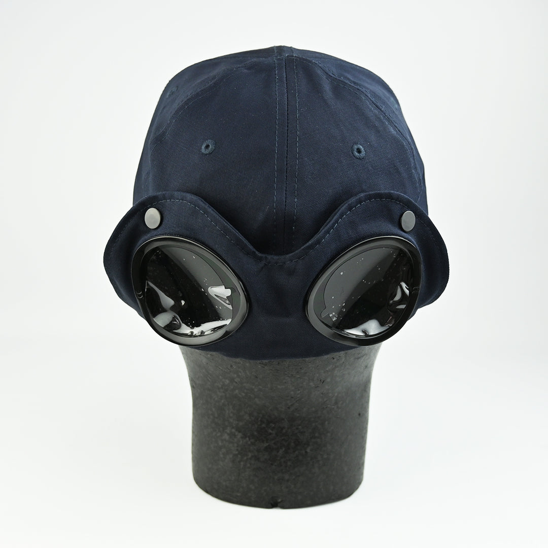 CP COMPANY CAP WITH GOGGLES